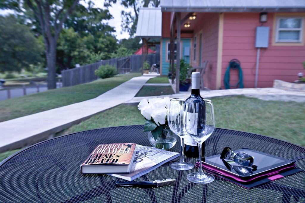 Blanco Riverside Cottages Zimmer foto